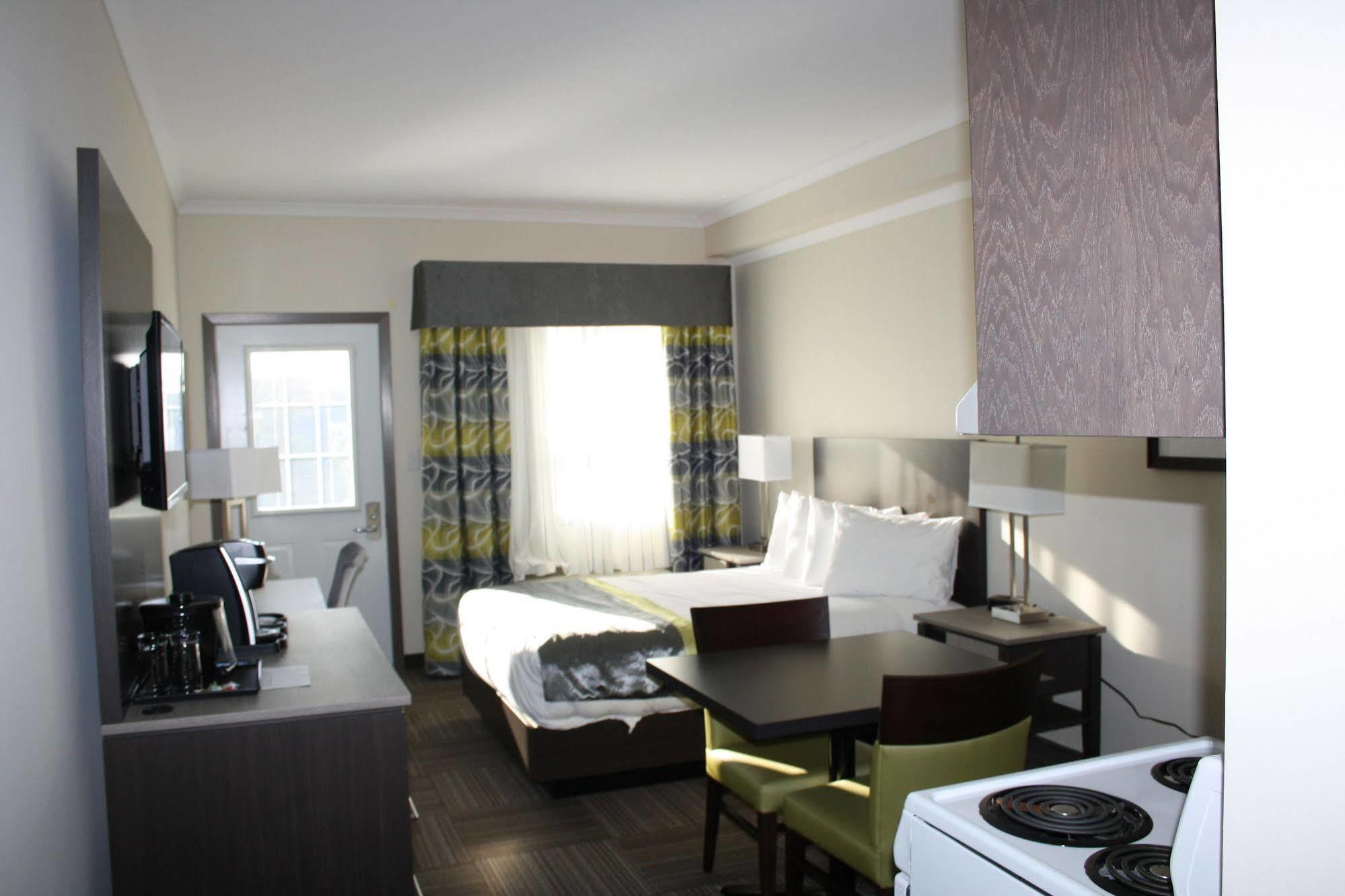 Crossroads Inn & Suites Paradise Luaran gambar